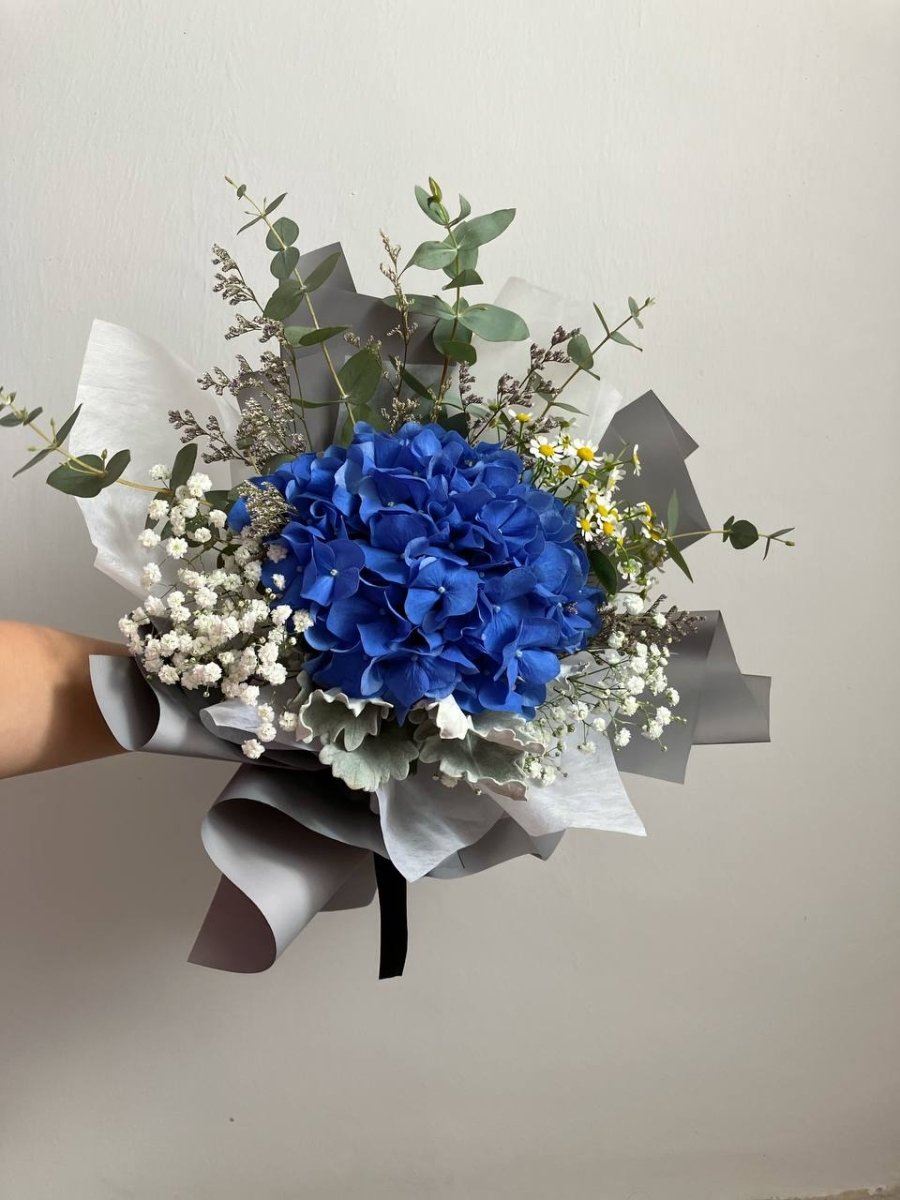 Signature Bouquets - Catto Floral